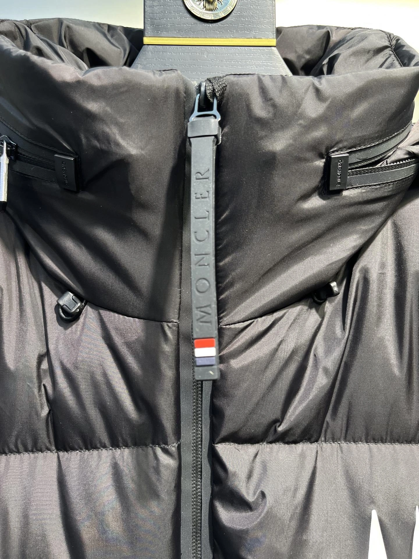 wg.luxury-- 7o9385r Down jacket white duck down item: E-F431J0114